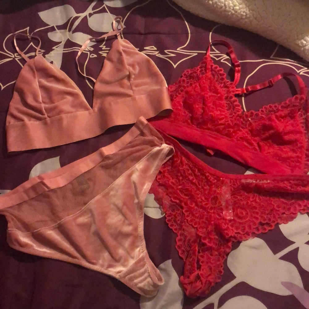 Light pink and hot pink bra and panties